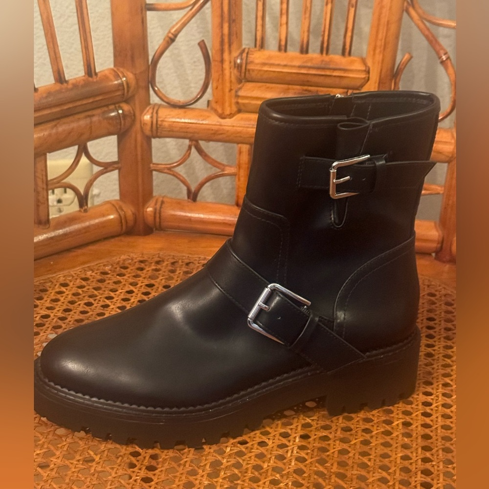 Black  Ankle Boots Nordstroms size 7.5